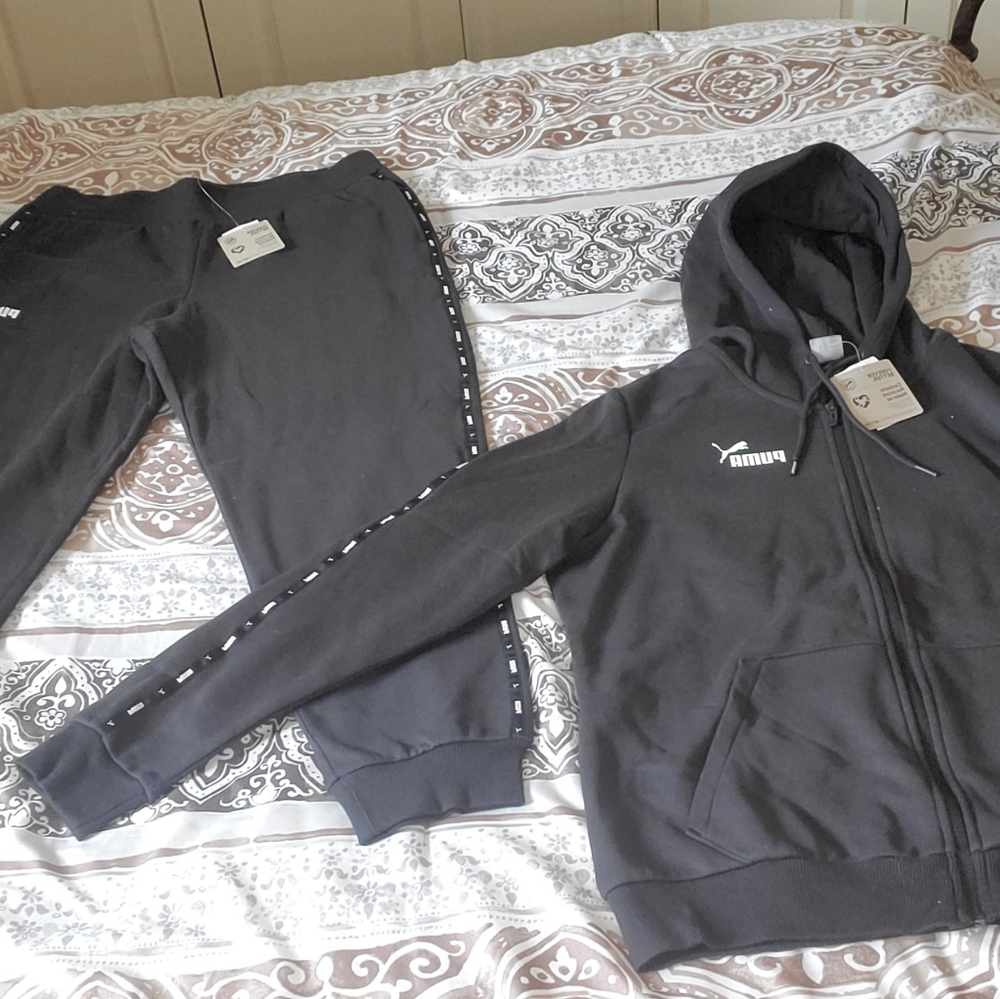 Puma Black Hooded Zip Jacket and Black Jogger Set - Picture 3 of 3